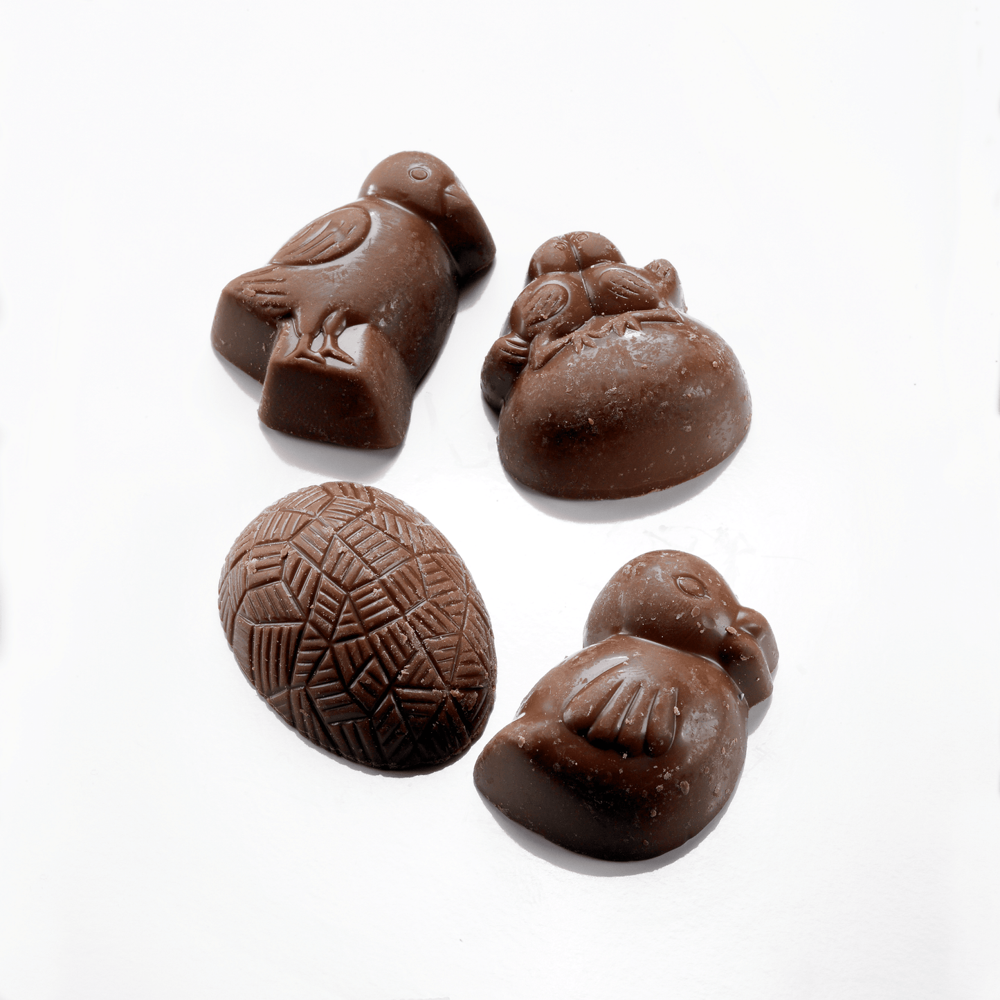 Nidar Chocolate Family - Sjokoladefamilien - Scandi Candy Swedish Candy Shop